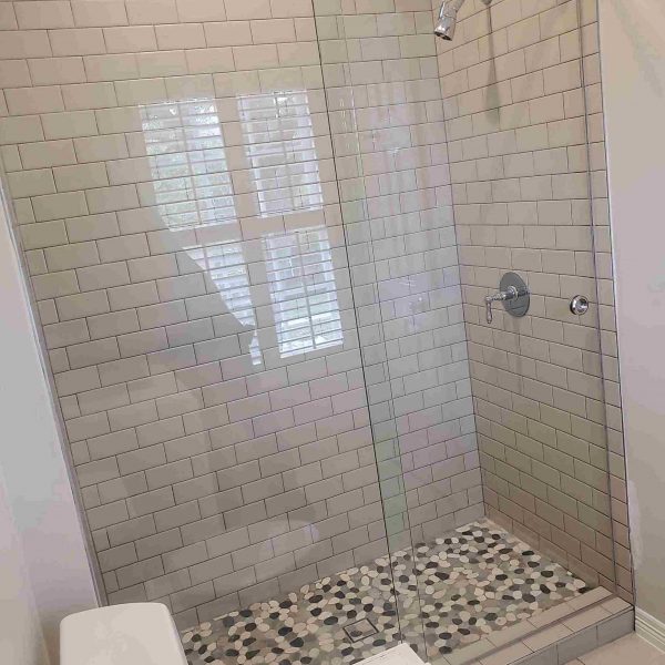A simple and modern bathroom area